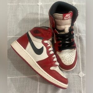 Nike Air Jordan 1 Retro High Shoes Youth Size 5Y Chicago Lost & Found FD1437-612